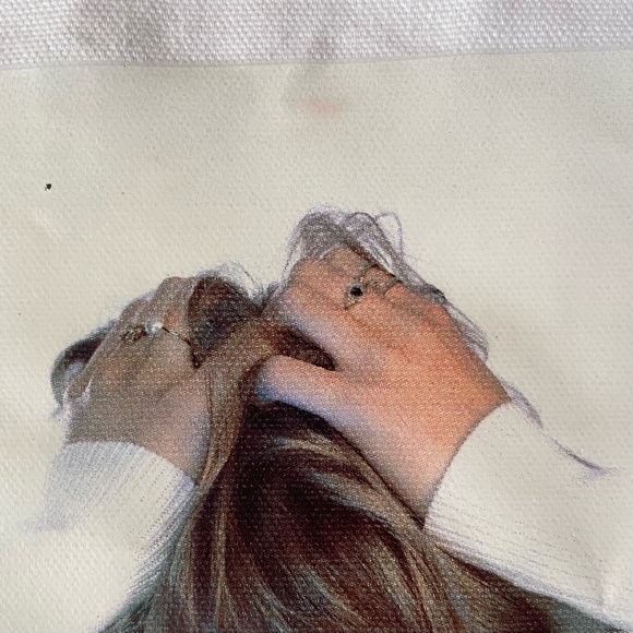 Taylor Swift Reputation NYC Pop-Up Event Tote Bag - Picture 8 of 9